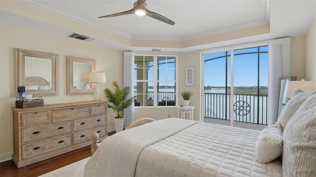 6340 WATERCREST WAY 301, Lakewood Ranch, FL 34202