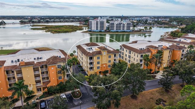 6340 WATERCREST WAY 301, Lakewood Ranch, FL 34202