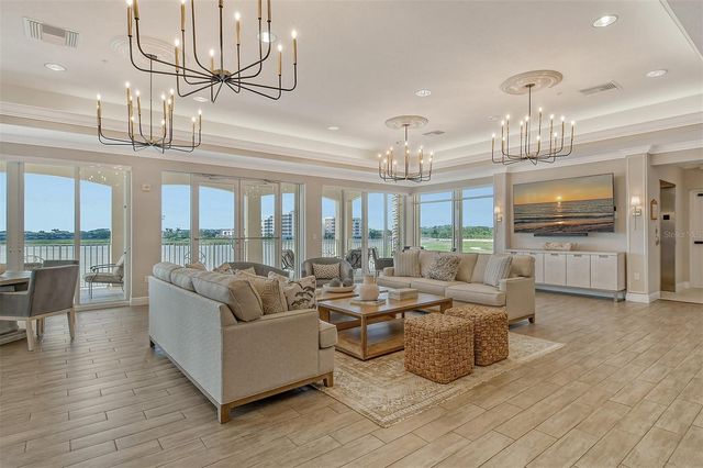 6340 WATERCREST WAY 301, Lakewood Ranch, FL 34202