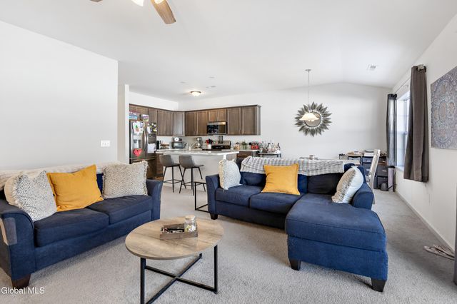 1002 Grayson Place, Glenville, NY 12302