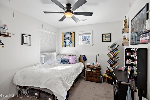 1002 Grayson Place, Glenville, NY 12302