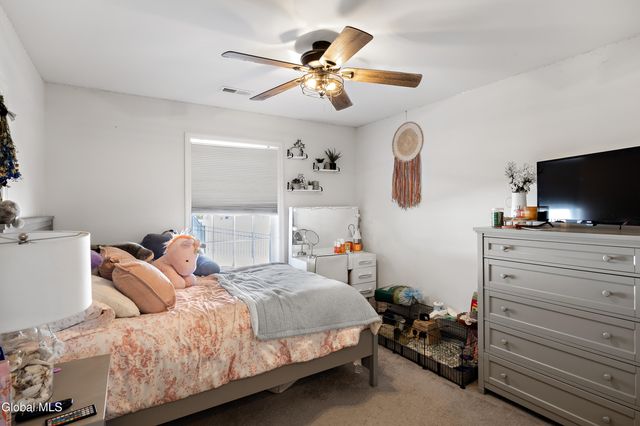 1002 Grayson Place, Glenville, NY 12302