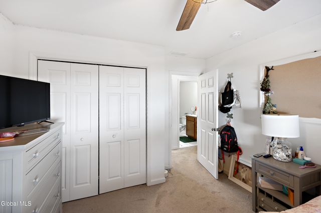 1002 Grayson Place, Glenville, NY 12302