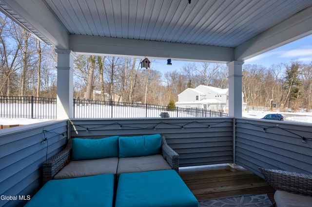 1002 Grayson Place, Glenville, NY 12302