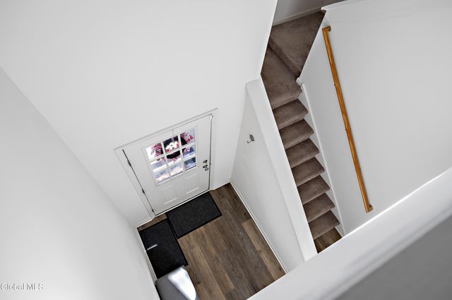 1002 Grayson Place, Glenville, NY 12302