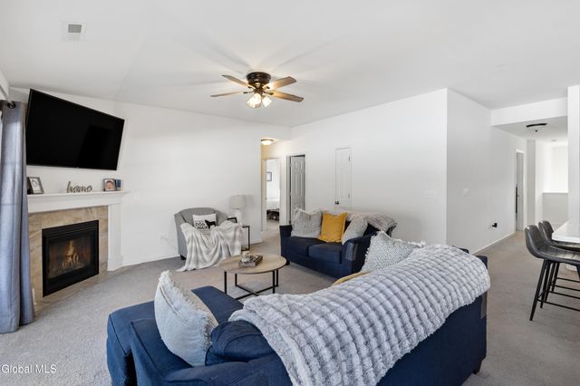 1002 Grayson Place, Glenville, NY 12302