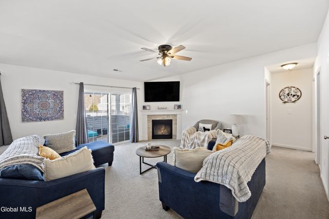 1002 Grayson Place, Glenville, NY 12302