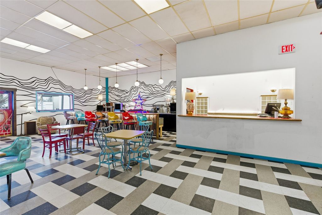 307 Nucleus Avenue, Columbia Falls, MT 59912 photo 3