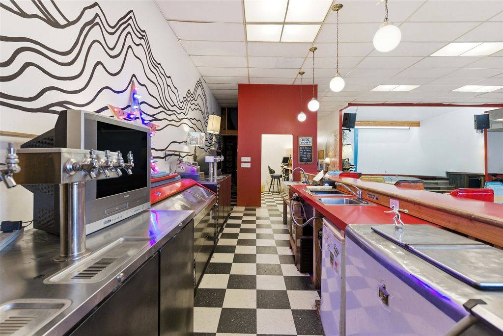 307 Nucleus Avenue, Columbia Falls, MT 59912 photo 5