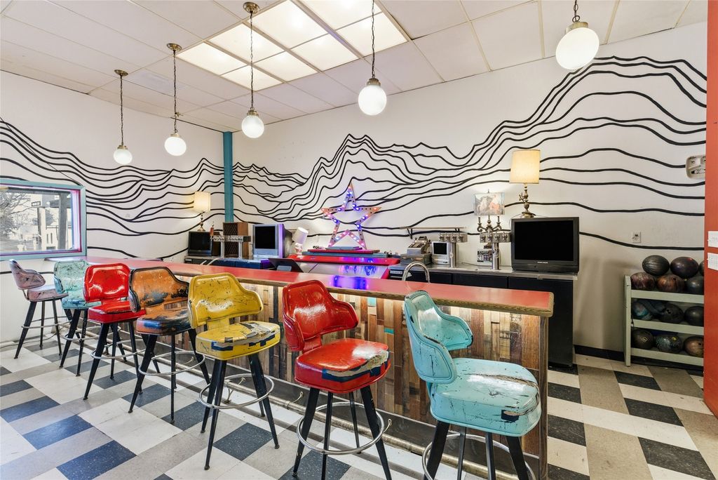 307 Nucleus Avenue, Columbia Falls, MT 59912 photo 6