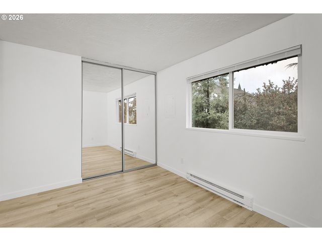 718 9TH St, Oregon City, OR 97045