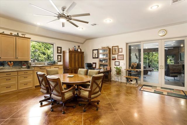 192 Dove Canyon Drive, Gordonville, TX 76245