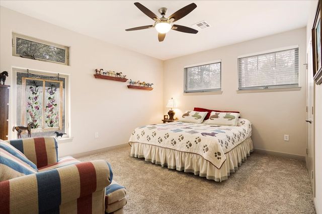 192 Dove Canyon Drive, Gordonville, TX 76245