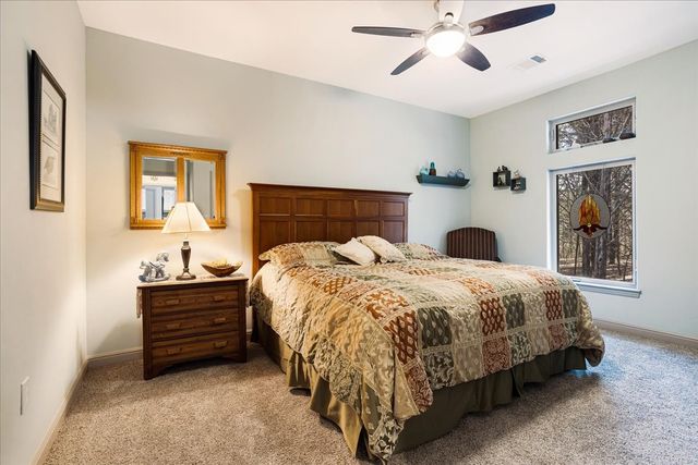 192 Dove Canyon Drive, Gordonville, TX 76245