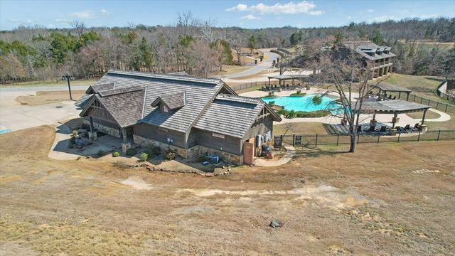 192 Dove Canyon Drive, Gordonville, TX 76245