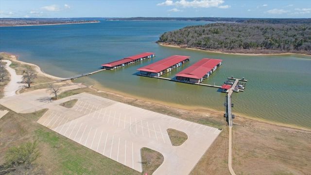 192 Dove Canyon Drive, Gordonville, TX 76245