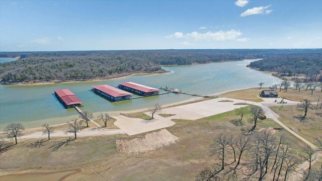 192 Dove Canyon Drive, Gordonville, TX 76245