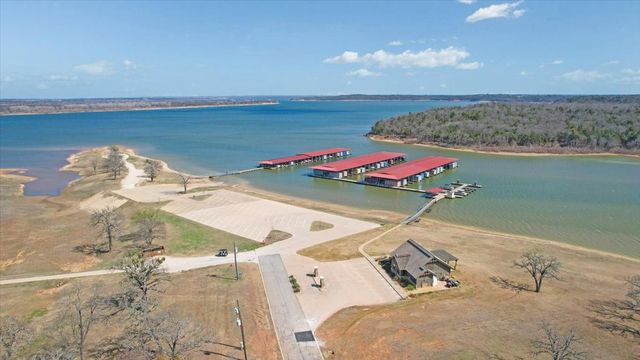 192 Dove Canyon Drive, Gordonville, TX 76245