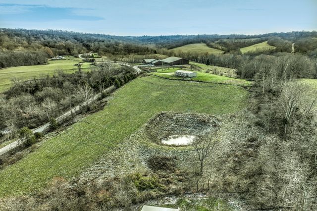 385 Mosby Creek Road, Sparta, KY 41086