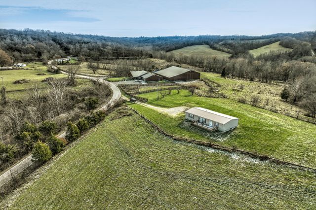 385 Mosby Creek Road, Sparta, KY 41086