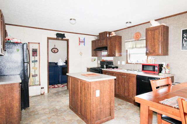 385 Mosby Creek Road, Sparta, KY 41086