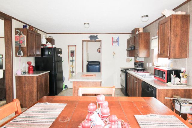 385 Mosby Creek Road, Sparta, KY 41086