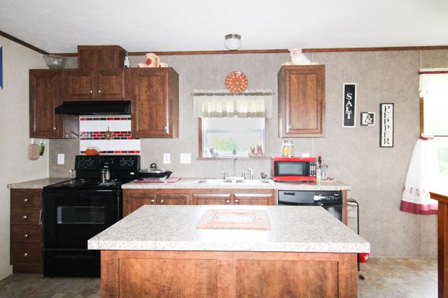 385 Mosby Creek Road, Sparta, KY 41086