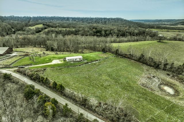 385 Mosby Creek Road, Sparta, KY 41086