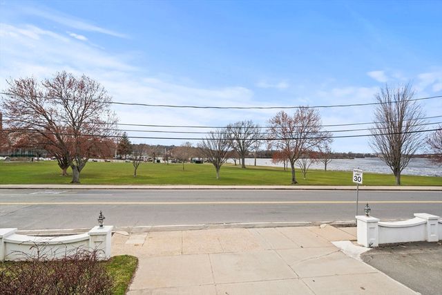 1 Salem Street 3, Wakefield, MA 01880