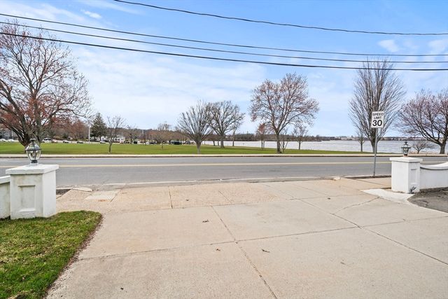 1 Salem Street 3, Wakefield, MA 01880