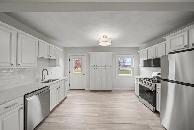 1 Salem Street 3, Wakefield, MA 01880