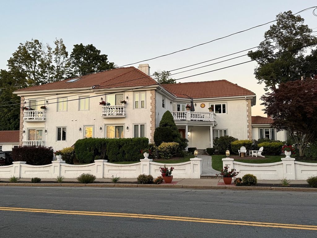 1 Salem Street 3, Wakefield, MA 01880