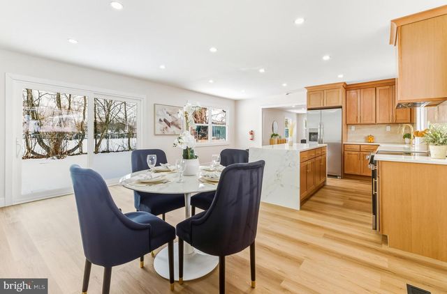 28 COUNTRY CLUB RD, Willingboro, NJ 08046