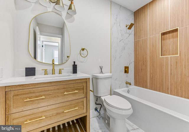 28 COUNTRY CLUB RD, Willingboro, NJ 08046