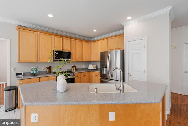 6009 SMOOTH STONE PL, Haymarket, VA 20169