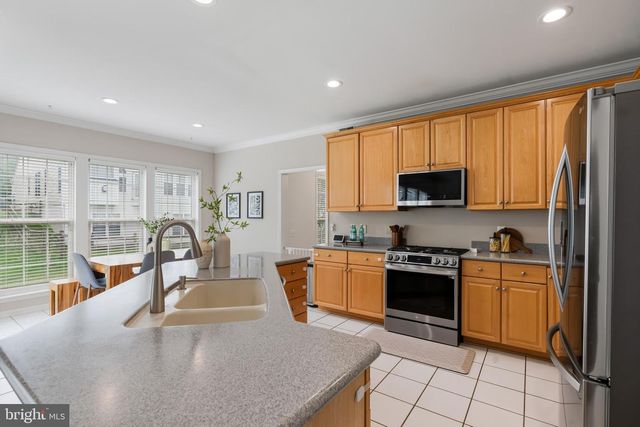 6009 SMOOTH STONE PL, Haymarket, VA 20169