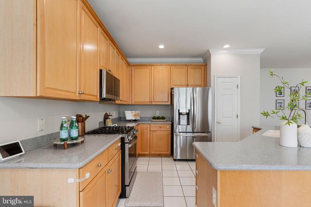 6009 SMOOTH STONE PL, Haymarket, VA 20169