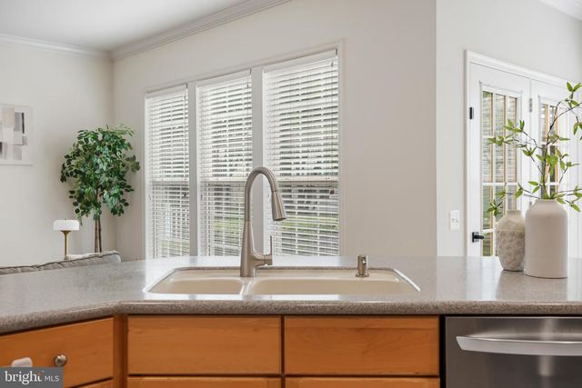 6009 SMOOTH STONE PL, Haymarket, VA 20169
