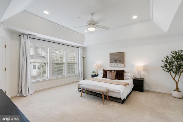 6009 SMOOTH STONE PL, Haymarket, VA 20169