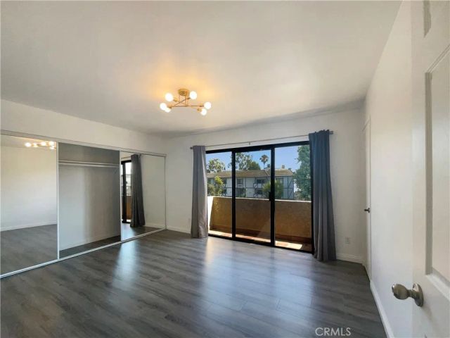14735 Victory, Van Nuys, CA 91411