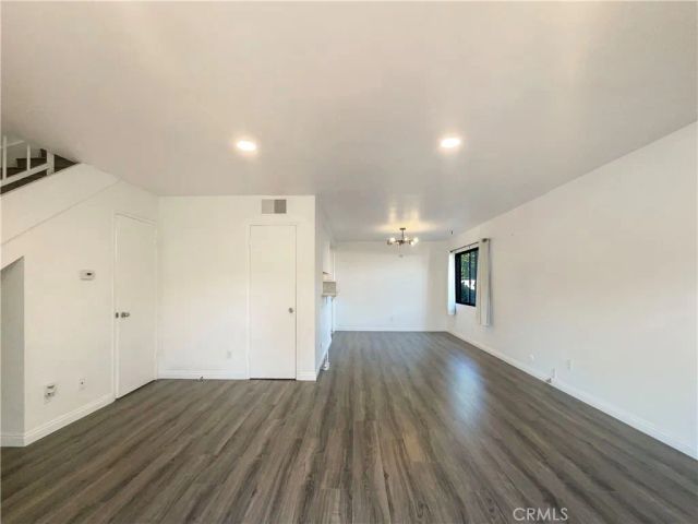 14735 Victory, Van Nuys, CA 91411