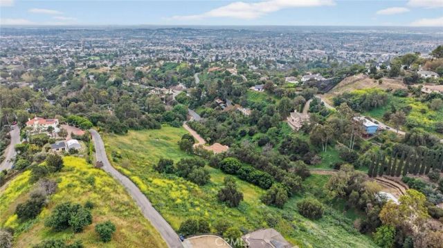 948 Picaacho, La Habra Heights, CA 90631