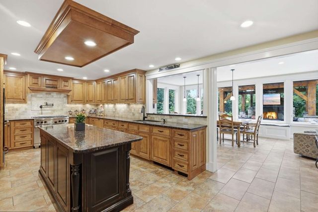 236 Bridle Path, North Andover, MA 01845