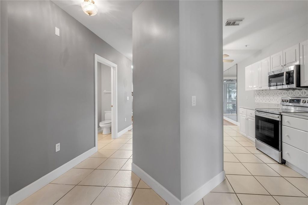 Image 43 of property listing at 415 BOUCHELLE DRIVE, New Smyrna Beach, FL 32169