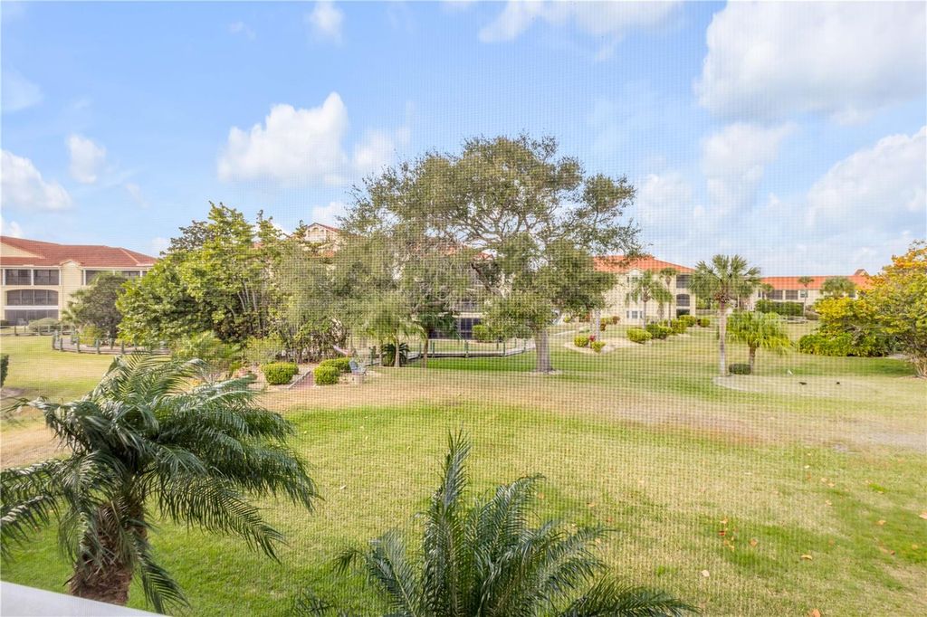 Image 47 of property listing at 415 BOUCHELLE DRIVE, New Smyrna Beach, FL 32169