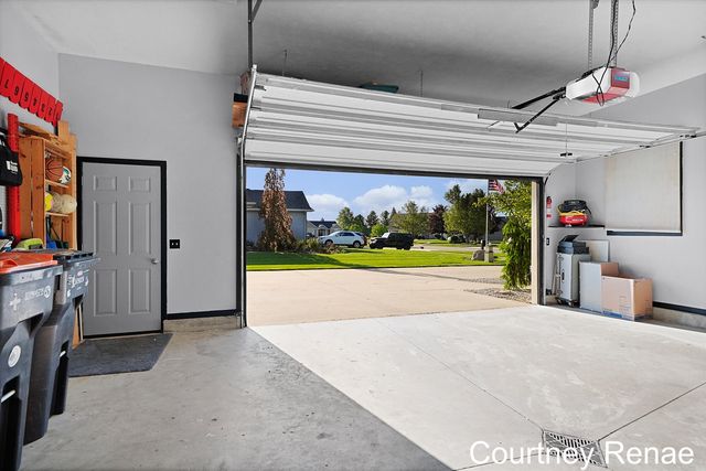 7730 Broadview Drive, Caledonia, MI 49316