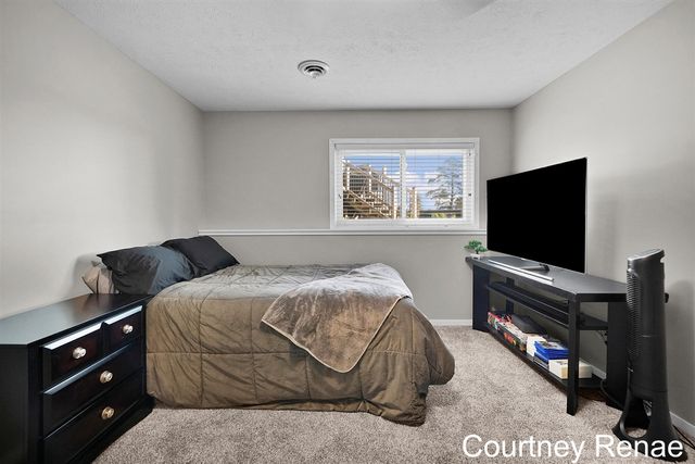 7730 Broadview Drive, Caledonia, MI 49316