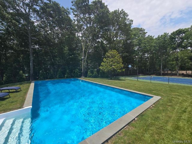 3 Bennett Drive, East Quogue, NY 11942