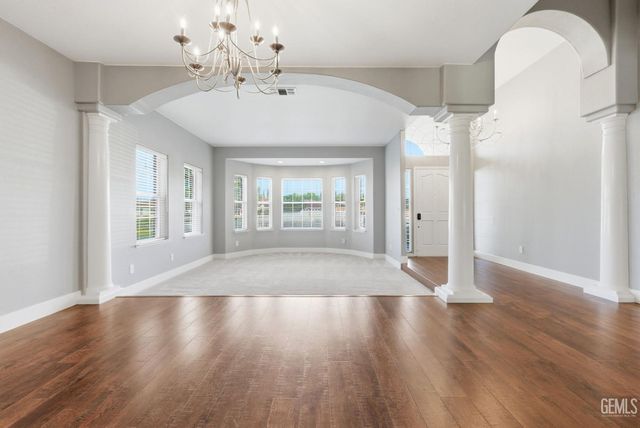 13201 Meacham Road, Bakersfield, CA 93314