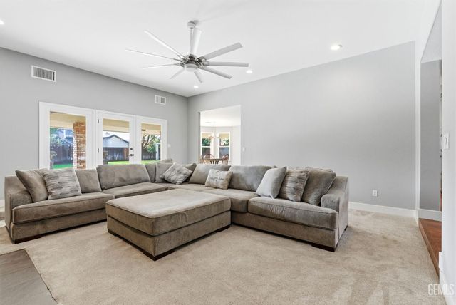 13201 Meacham Road, Bakersfield, CA 93314